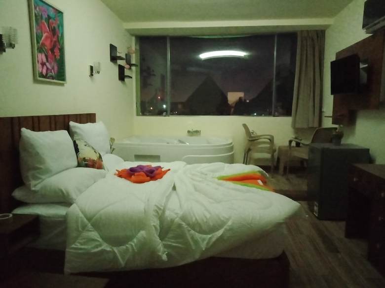 Aparthotel Sun Pyramids View Inn