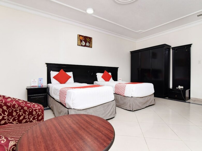Oyo 367 Season Hotel