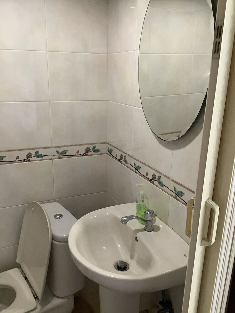 Hotel Chi Shing Hostel