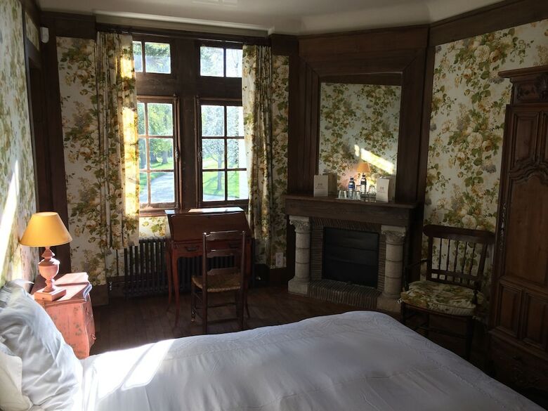 Bed & Breakfast Le Manoir de Beaumarchais