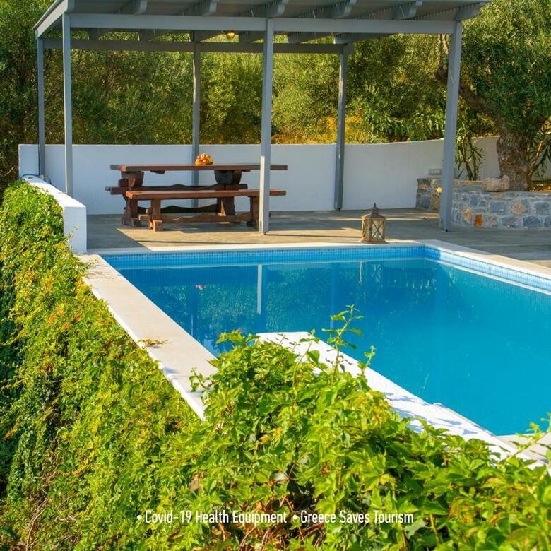 Villa Douloumi