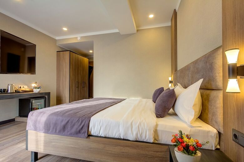 Sara Boutique Hotel