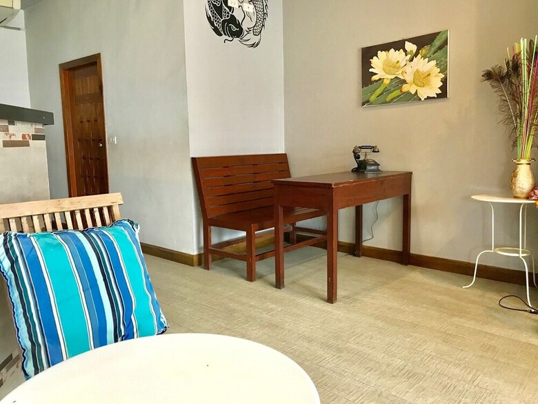 Hostal Hiranyika Cafe And Bed