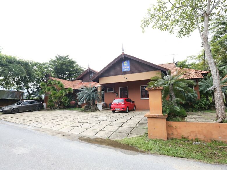 Hotel Oyo 89523 Villa Sri Mayang