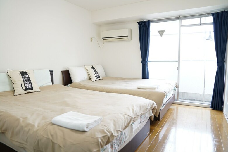 Metro Daikoku Apartment