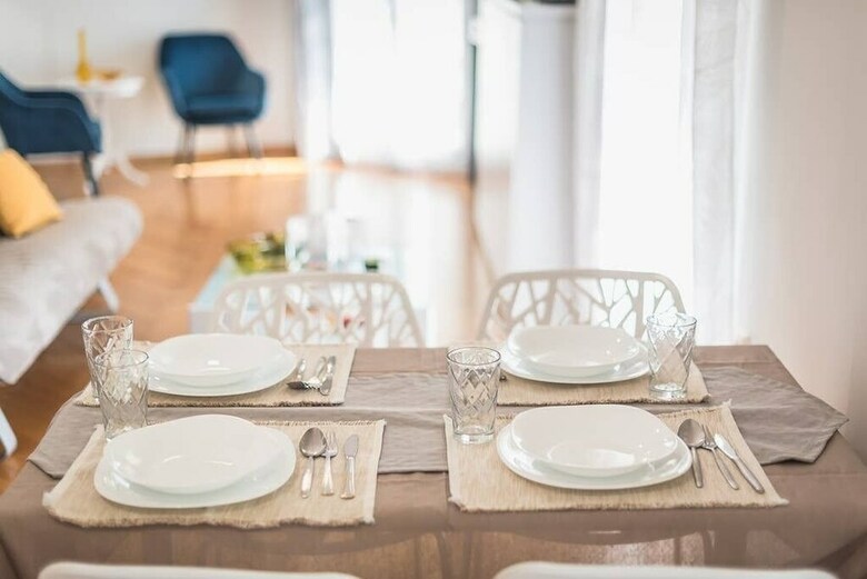 Apartamentos Central Flat With Cosy Sunny Terrace