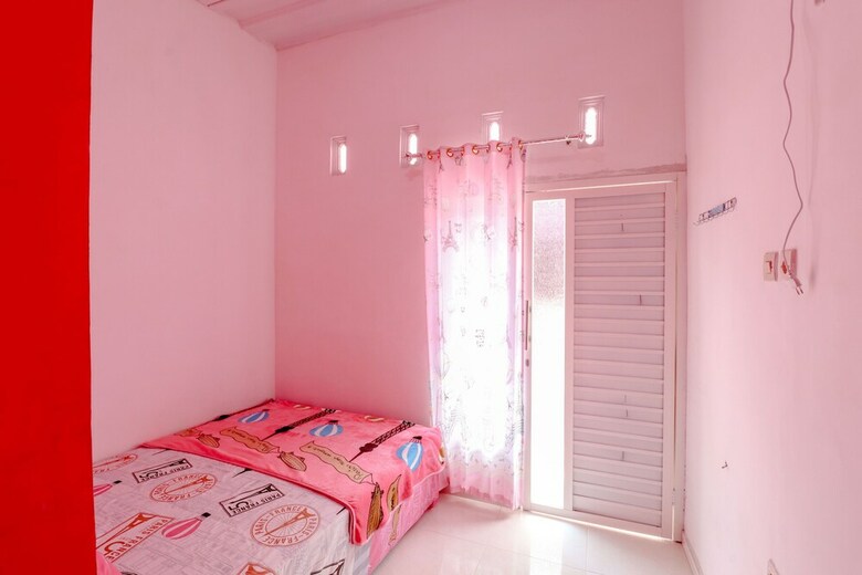 Hotel Pinky Guest House