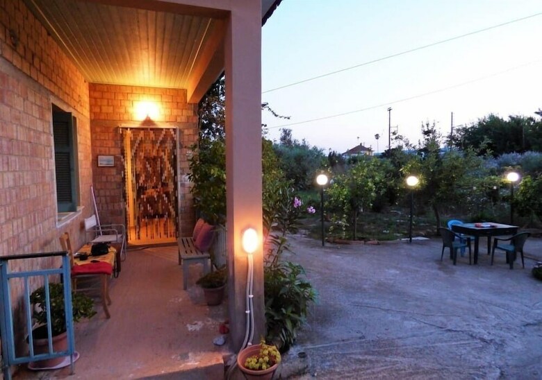 Villa Experience And Relaxing Near To Ancient Messene