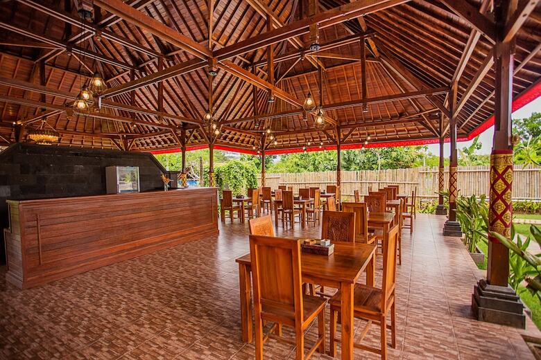 Bed & Breakfast Maharatu Villas