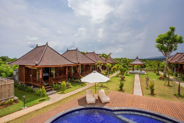 Bed & Breakfast Maharatu Villas