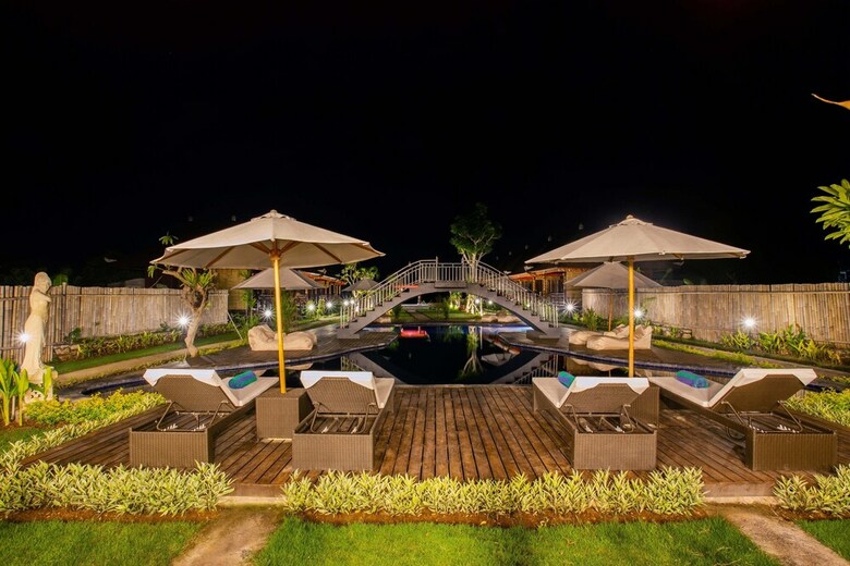 Bed & Breakfast Maharatu Villas