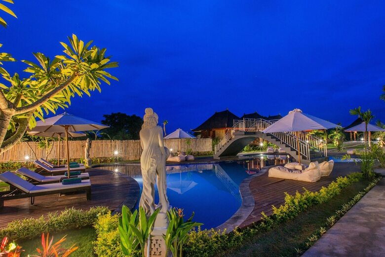 Bed & Breakfast Maharatu Villas