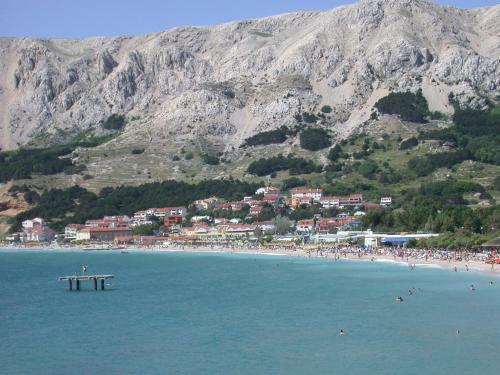 Vis A Vis Apartments