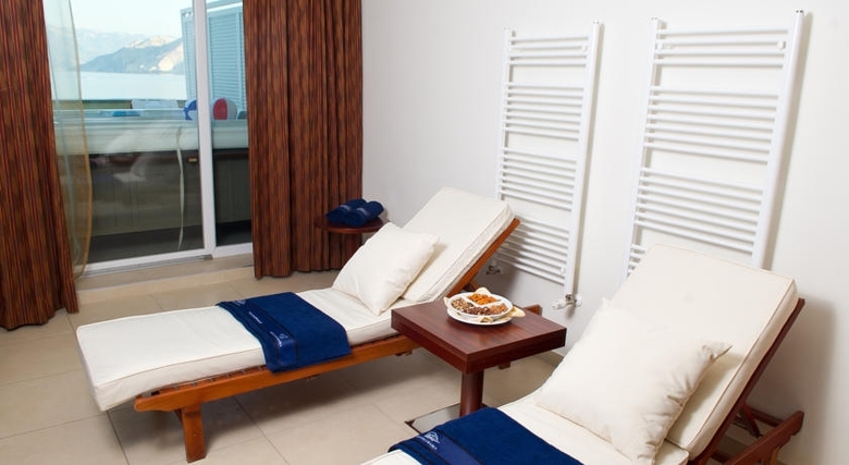 Hotel Atrium Residence Baska