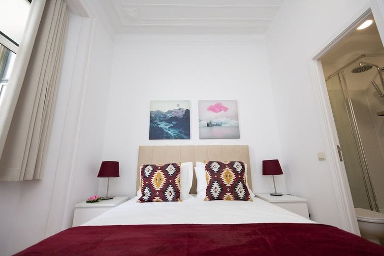 Hotel Inn-chiado Boulevard Guest House