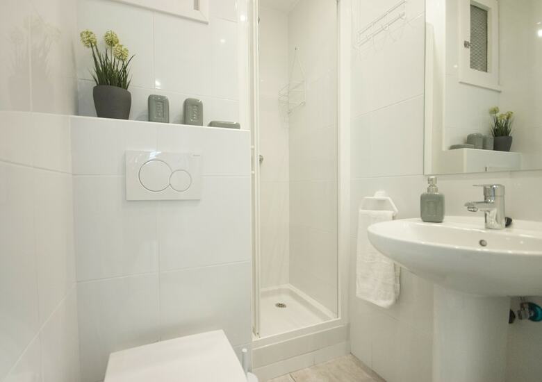 Hotel Lets Holidays Rooms Cadaques
