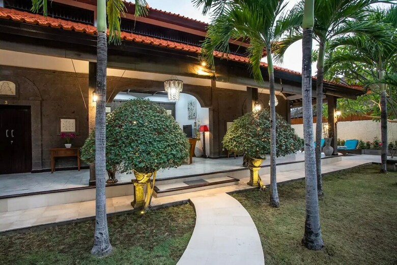 Hotel The Catur Villa Seminyak