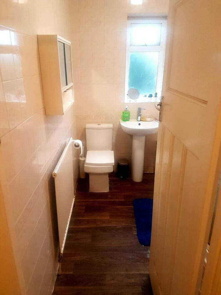 Hotel Budget House In Gants Hill