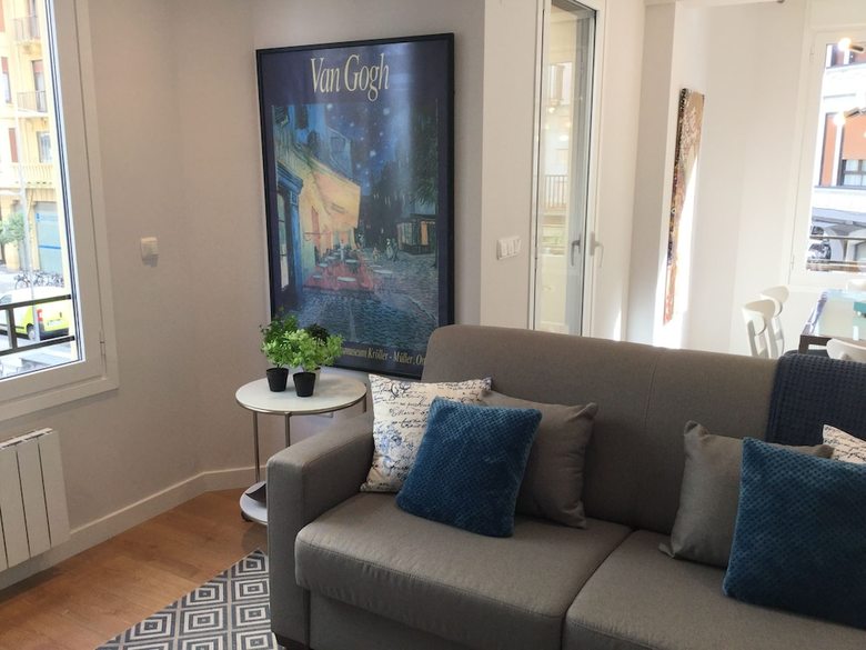 Apartamentos Gros Style By Forever Rentals