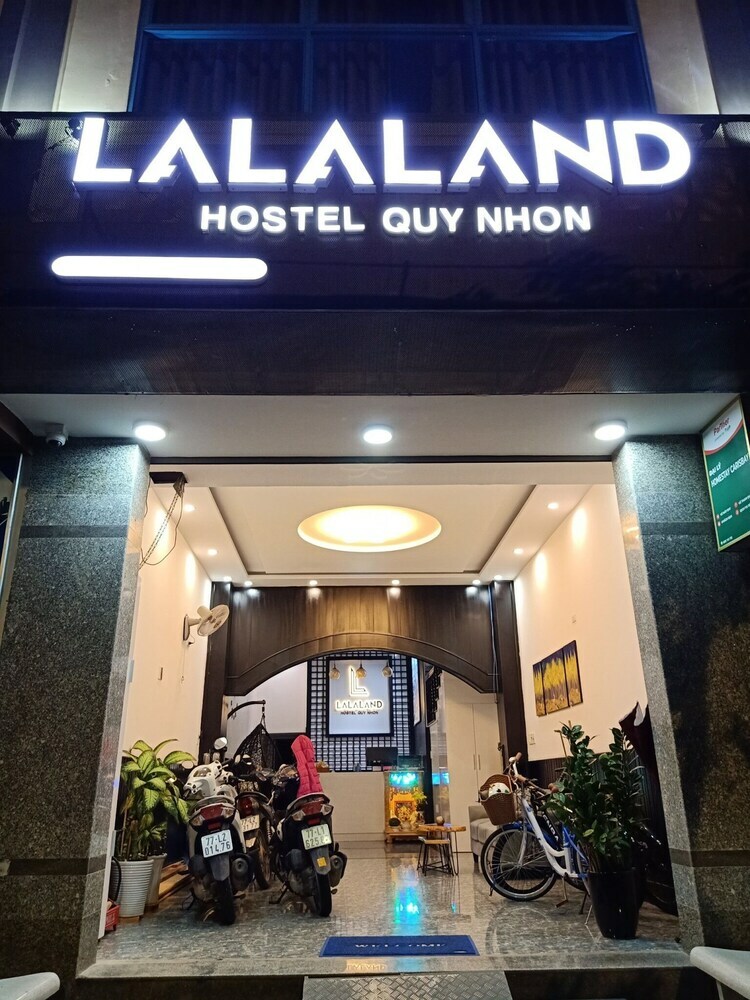 Hotel Lalaland Hostel