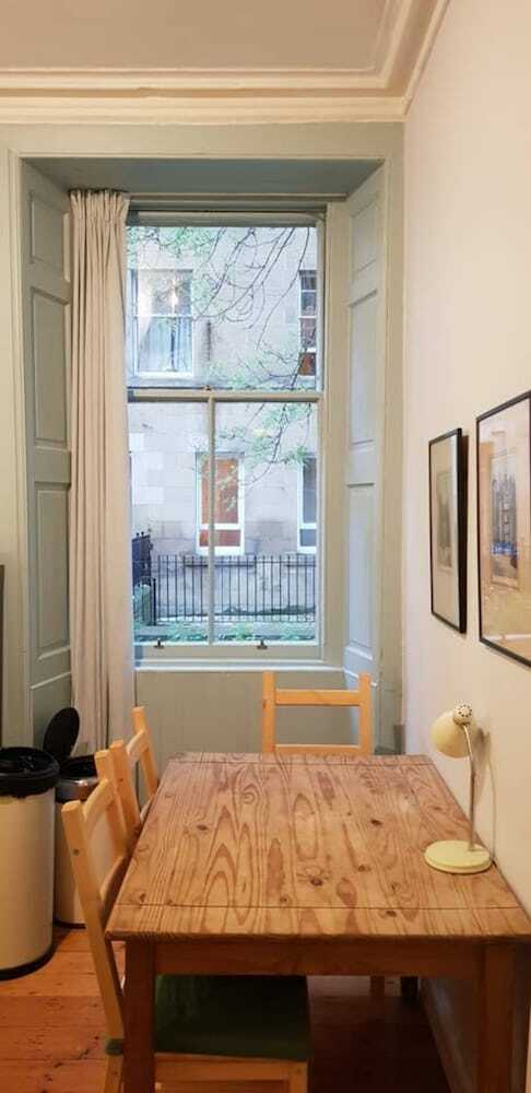 Apartamento Central Characterful 3 Bedroom Flat Next To Leafy Meadows