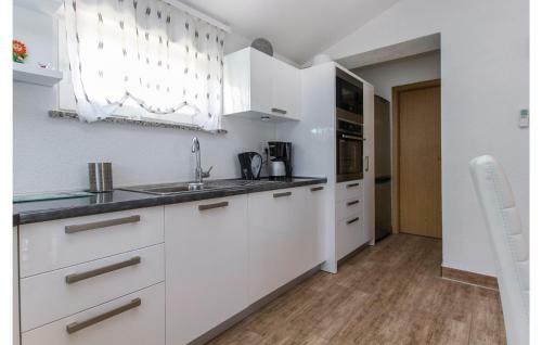 Holiday Home Nedescina Nedescina