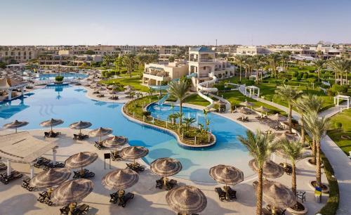 Hotel Coral Sea Holiday Village
