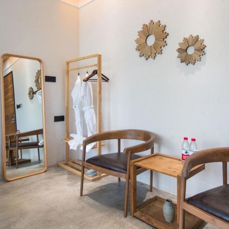 Floral Hotel  Elegant Stone Home Tiantai