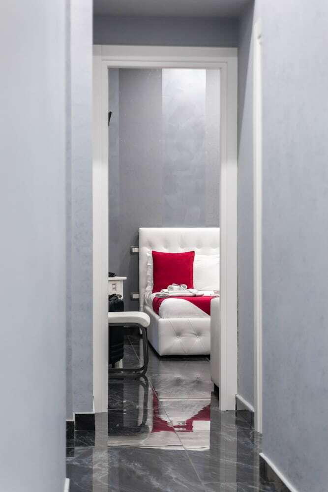Hotel Bella Napoli Suites