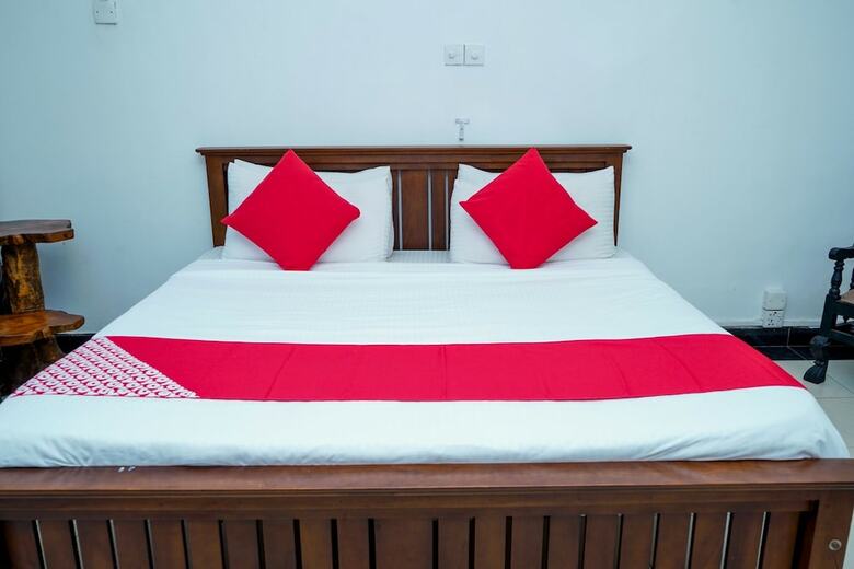 Hotel Oyo 452 Gem In Blue