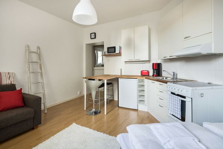 Apartamentos Wehost It�inen Alppirinne 1 A C 107