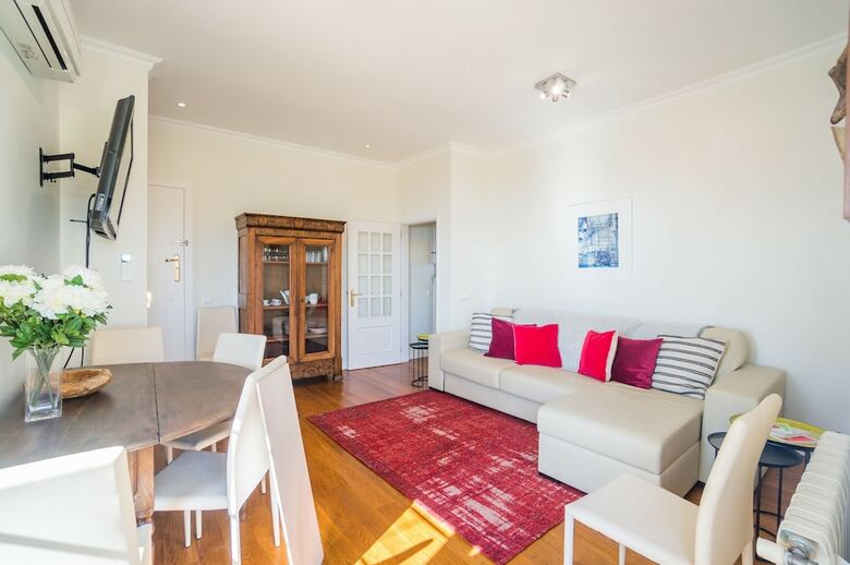 Panoramic Tagus River Terrace Apartment In Alfama