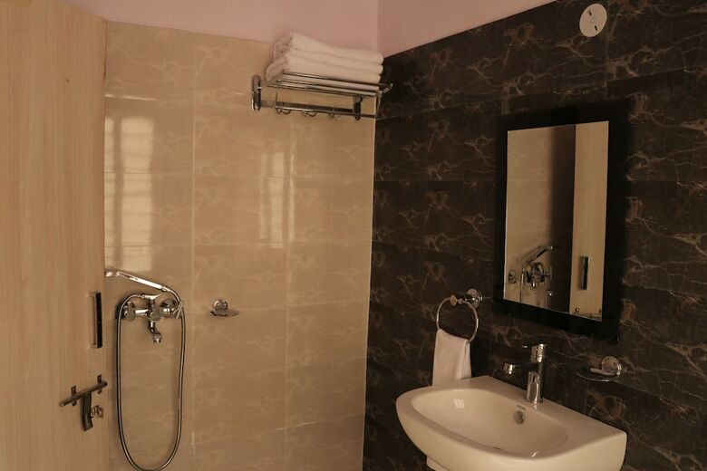 Hotel Gitanjali