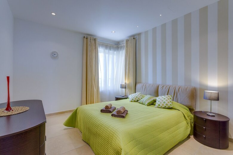 Apartamentos Luxury Seafront Oasis In Central Sliema W/ Pool