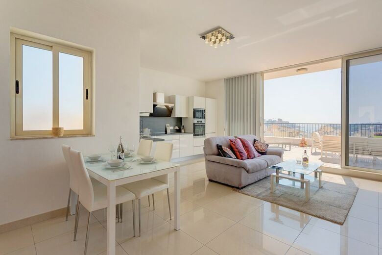Apartamentos Superlative Penthouse With Spacious Terrace