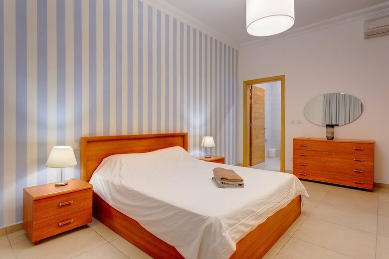 Superb Apartment In Fort Cambridge With Pool