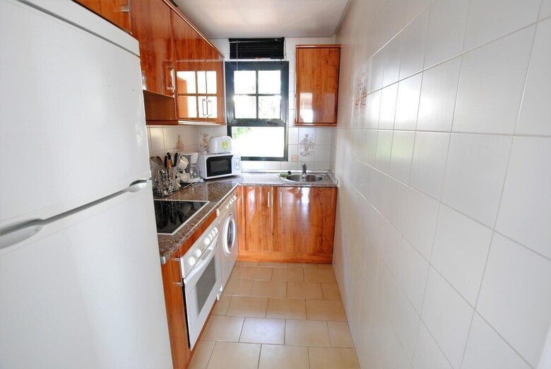 Do�a Lola Claudia Beachfront Apartment Cs197