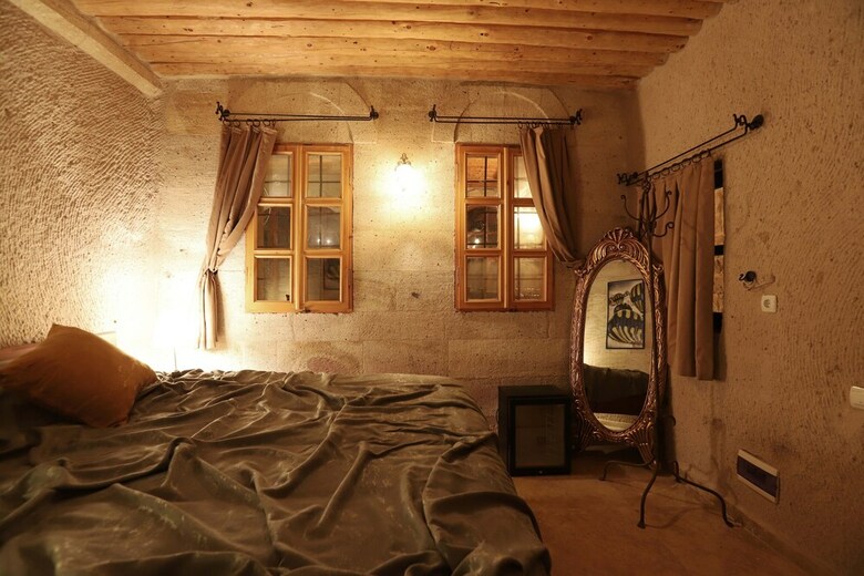 Tabal Cave Hotel