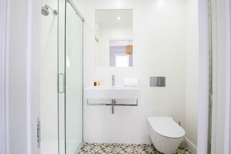 Majestic Modern Home Close To Waterloo�