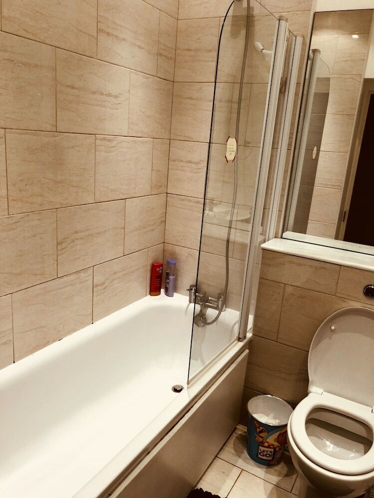 3 Bedroom Apartments Wells Street