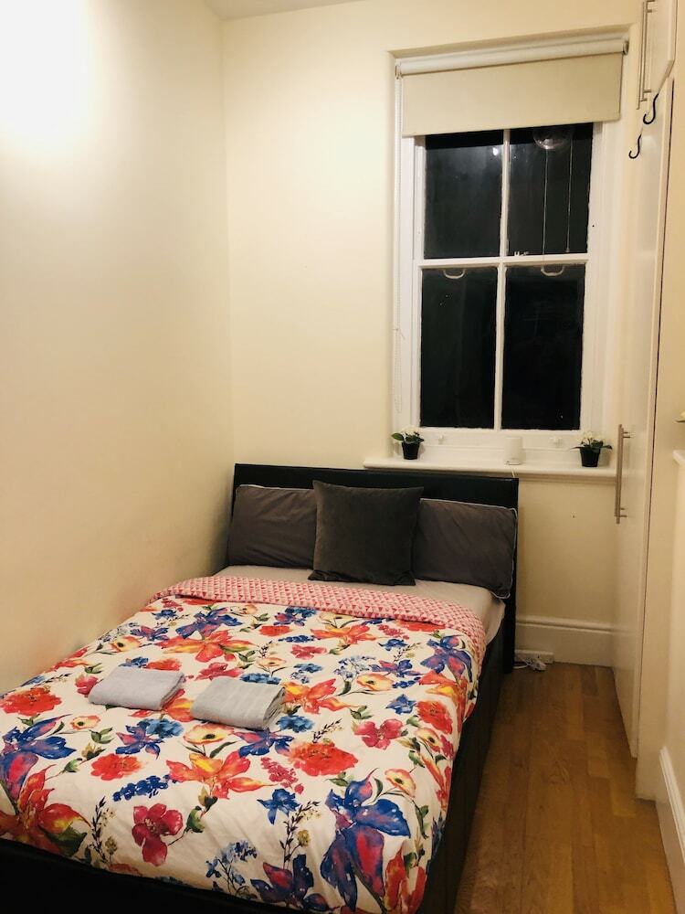 3 Bedroom Apartments Wells Street