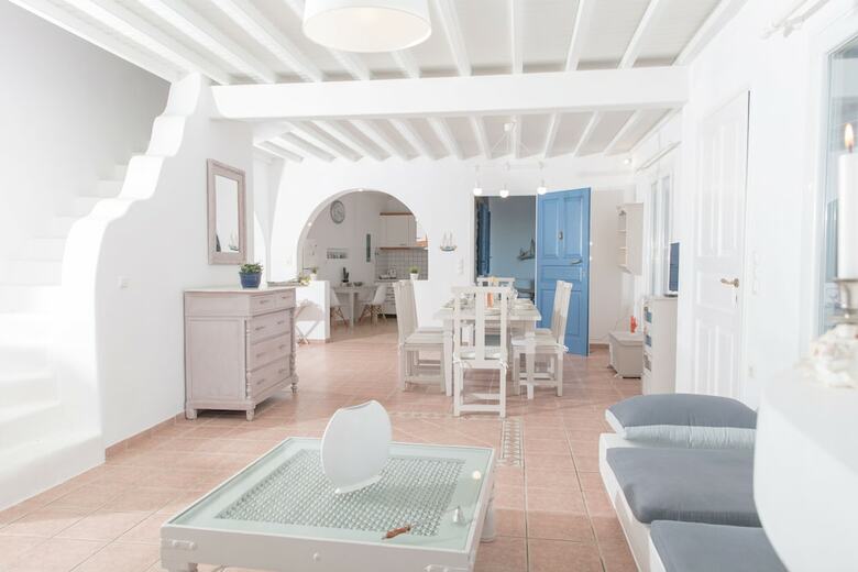 Serene Villa By Stylish Stays