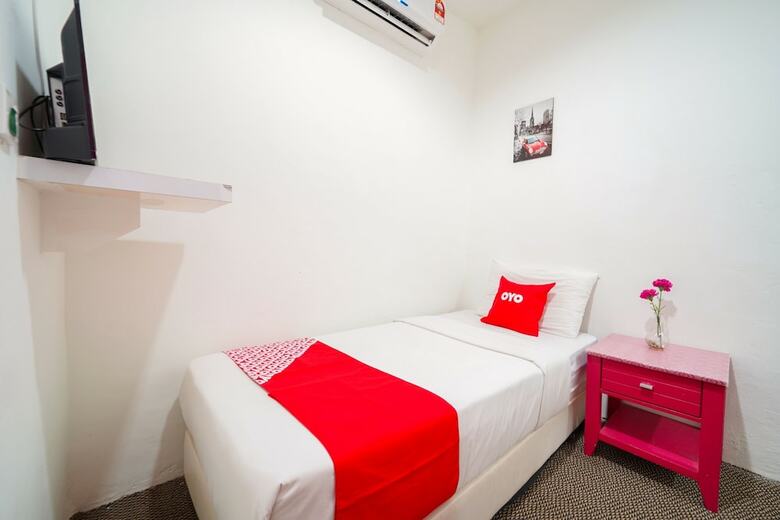 Oyo 89710 Saujana Ct View Hotel