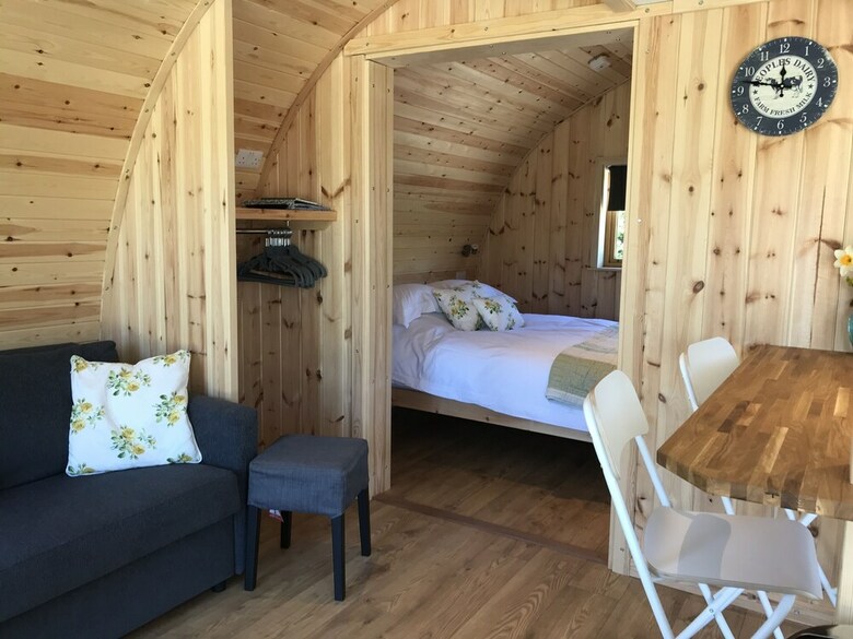 Cabana Orchard Glamping - Apartment Pod - Blossom