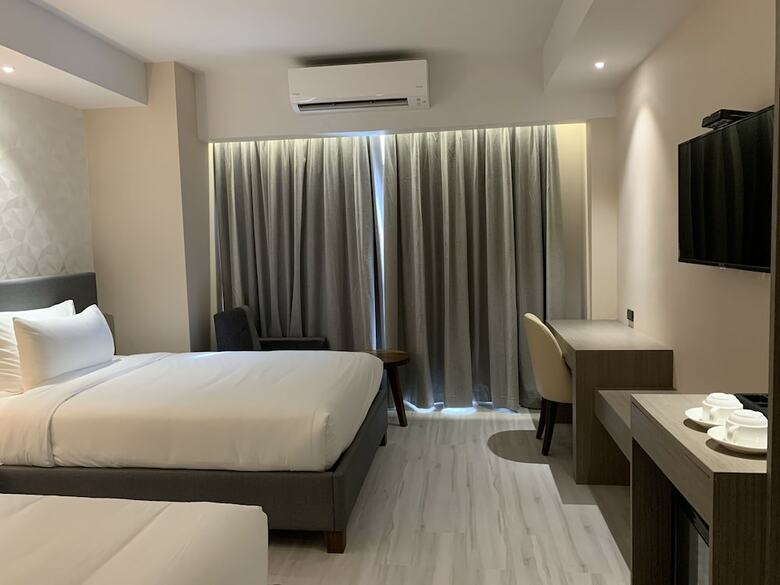 Capitol Hill Hotel And Suites