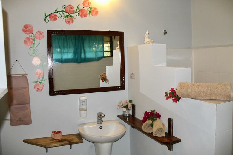 Posada Garden Beach Bungalows