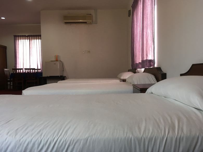 Hotel Oyo 89662 Dee Wana Resort 1
