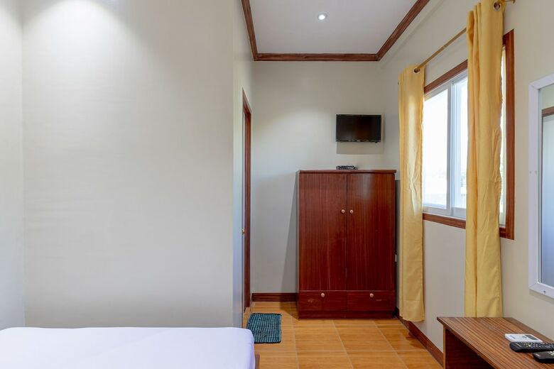 Hotel Arjaymay Apartelle