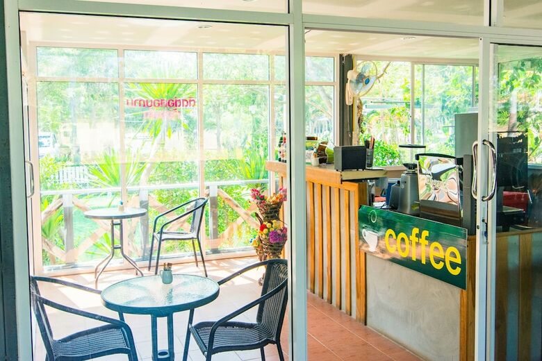 Hotel Oyo Garfield Resort Pranburi