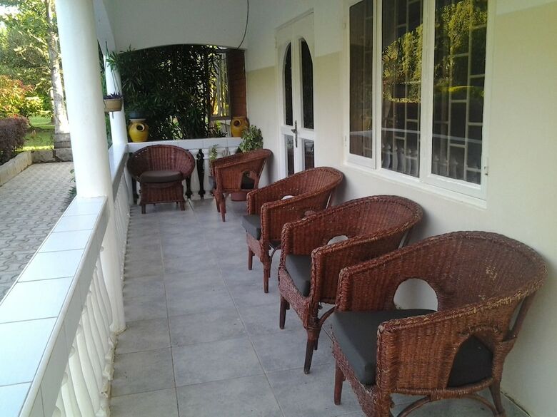 Bed & Breakfast Brownstone Country Home Lira Uganda